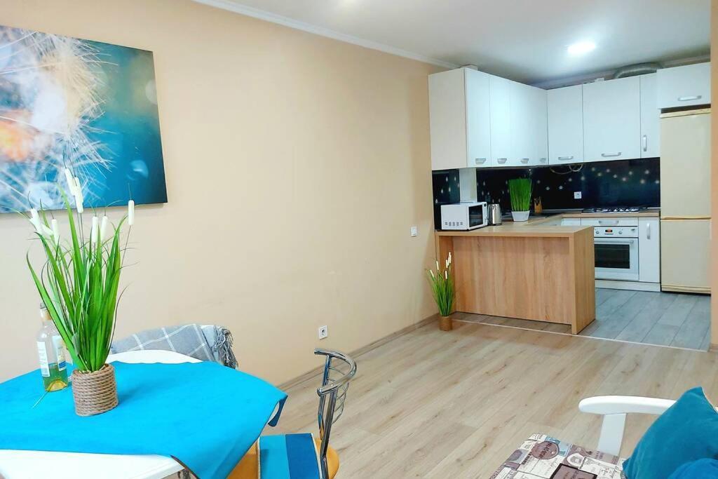 Новобудова Місто Трав, Р-Н Вікторії Гарденс Apartment Лвив Екстериор снимка
